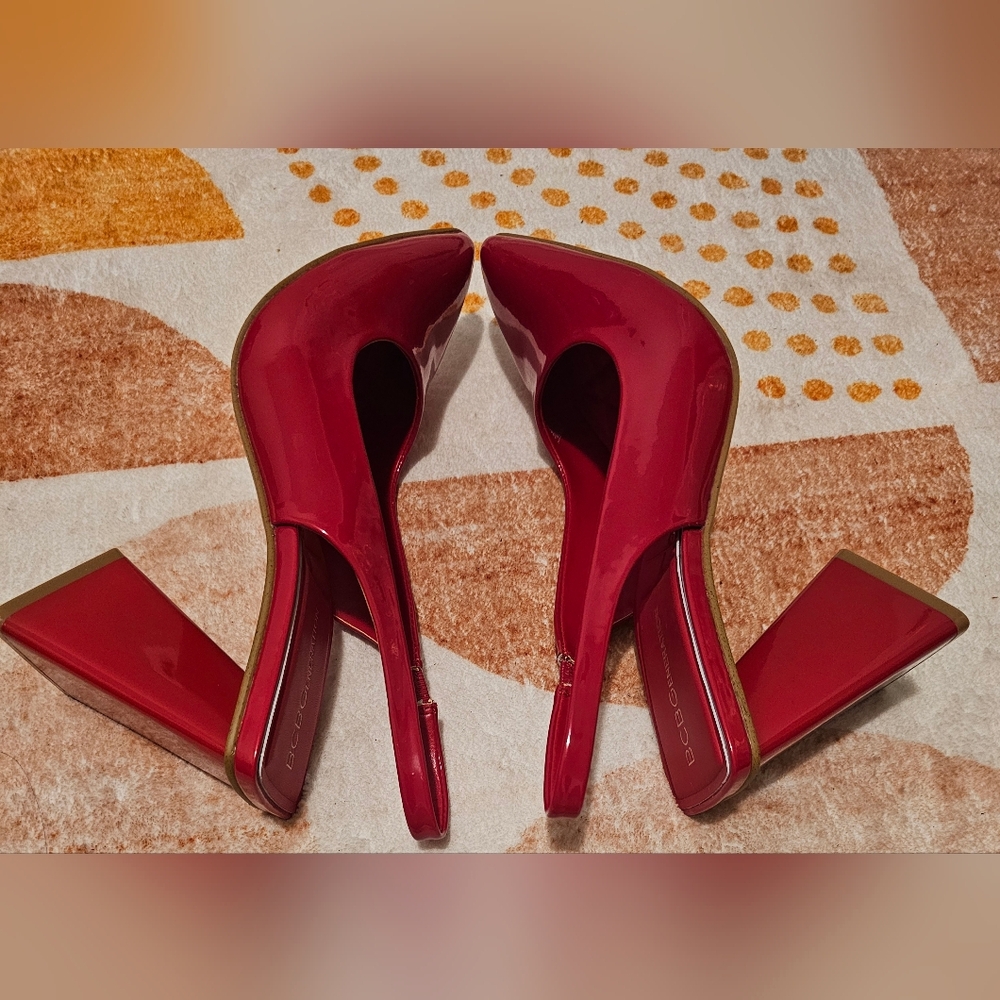 BCBGeneration Red TRINA Slingback Block Heel Pumps NW/O Box Sz 7.5 - Picture 6 of 9
